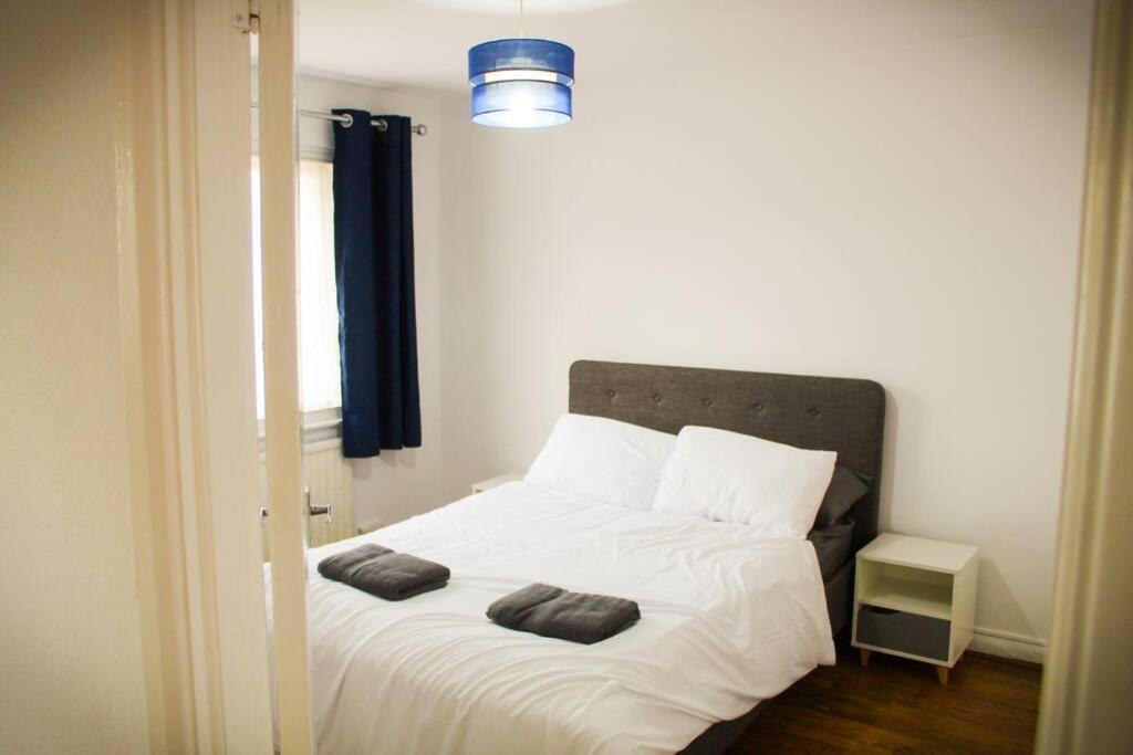 Vila House In Colnbrook Near Windsor & Heathrow Exteriér fotografie