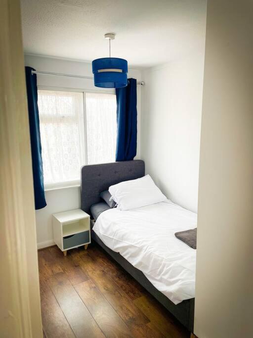 Vila House In Colnbrook Near Windsor & Heathrow Exteriér fotografie